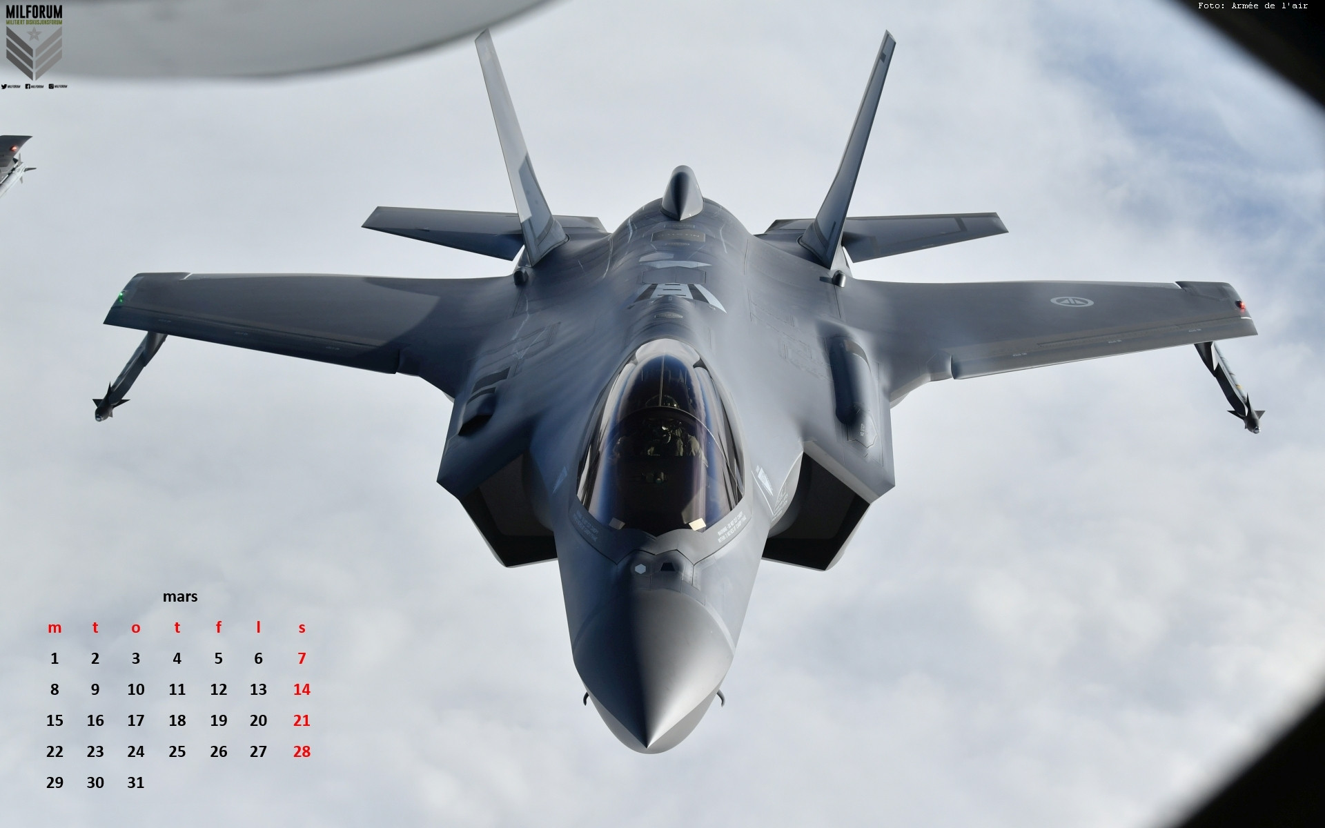 Click image for larger version

Name:	Airpolicing_refuel_F-35_closeup_1920X1200.jpg?dl=0.jpg
Views:	155
Size:	260,4 KB
ID:	1046208