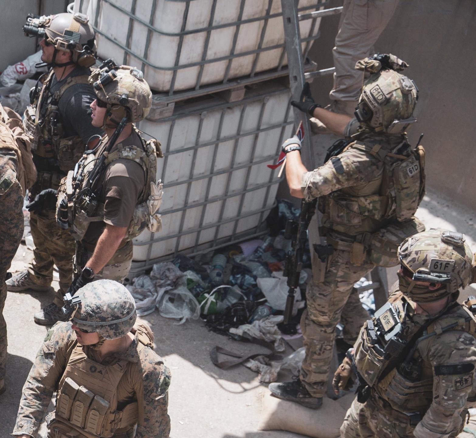 Click image for larger version

Name:	E9bHMU4WYA8Lij4?format=jpg&amp;name=large.jpg
Views:	625
Size:	263,1 KB
ID:	1055708