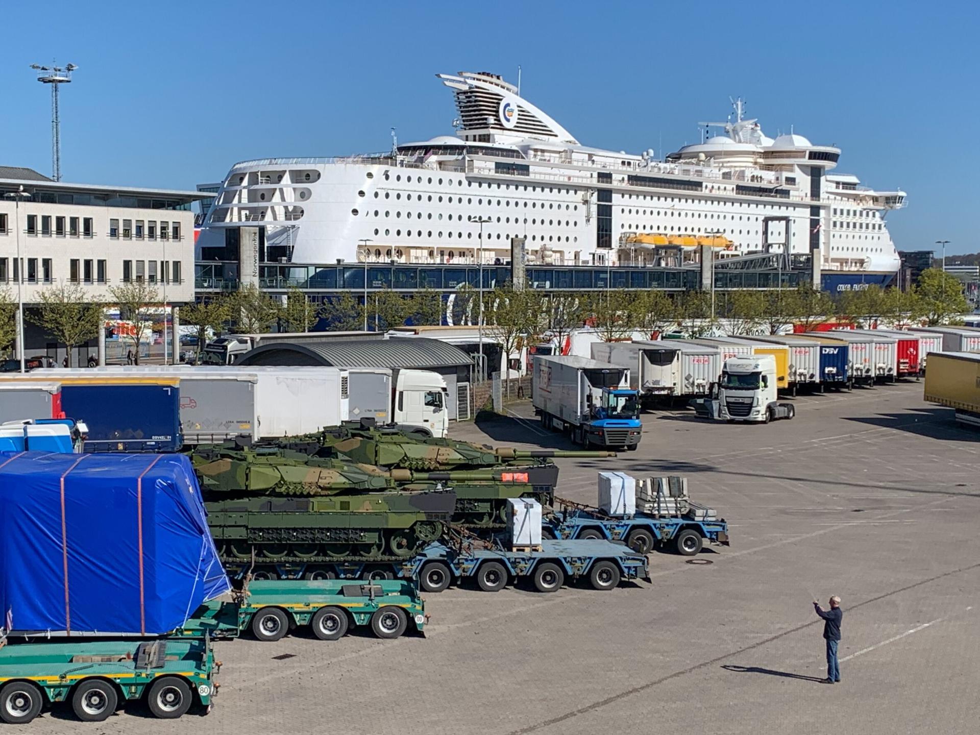 Click image for larger version

Name:	UP5EHZOBLVHTLKN7SHR472PA64.jpg
Views:	406
Size:	376,5 KB
ID:	1164109